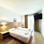Trimar & Parking Apartament *